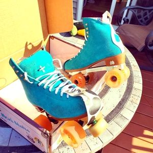 Moxi Jack roller skates